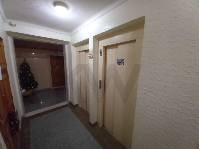 Apartamento T1 para Arrendamento em Algueirão-Mem Martins Foto 15