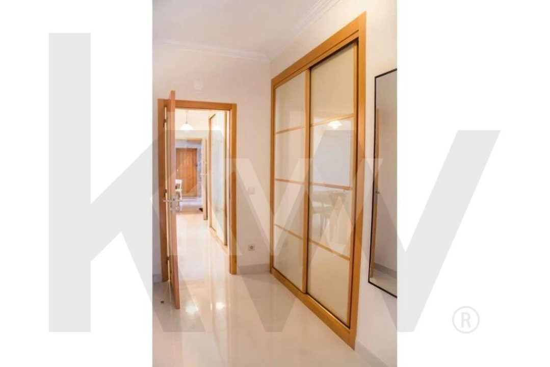 Apartamento T2 para Venda em São Martinho do Porto Foto 15