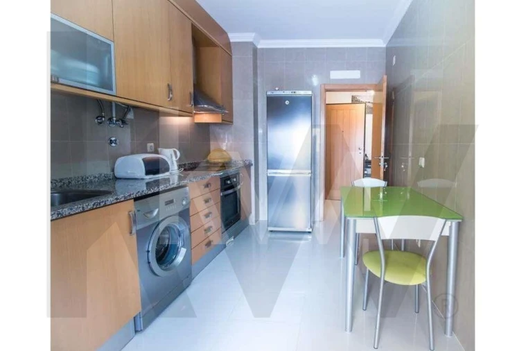 Apartamento T2 para Venda em São Martinho do Porto Foto 13