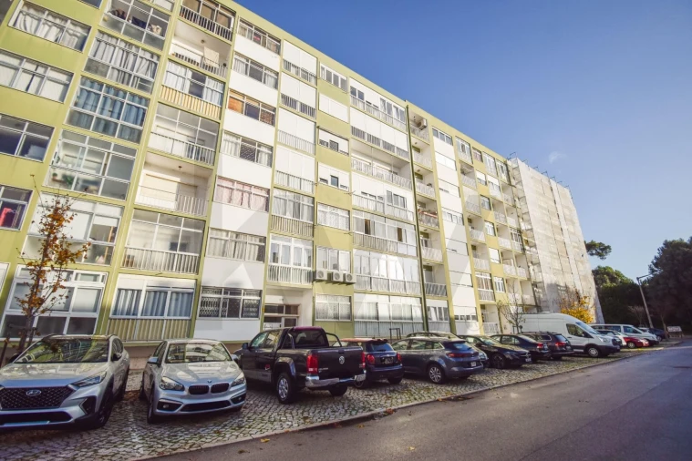 Apartamento T2 para Arrendamento em Carcavelos e Parede Foto 25