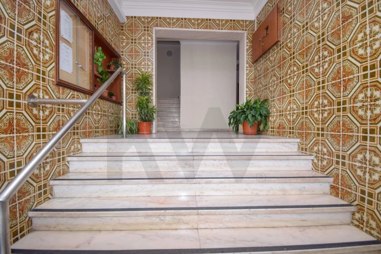 Apartamento T2 para Arrendamento em Carcavelos e Parede Foto 23