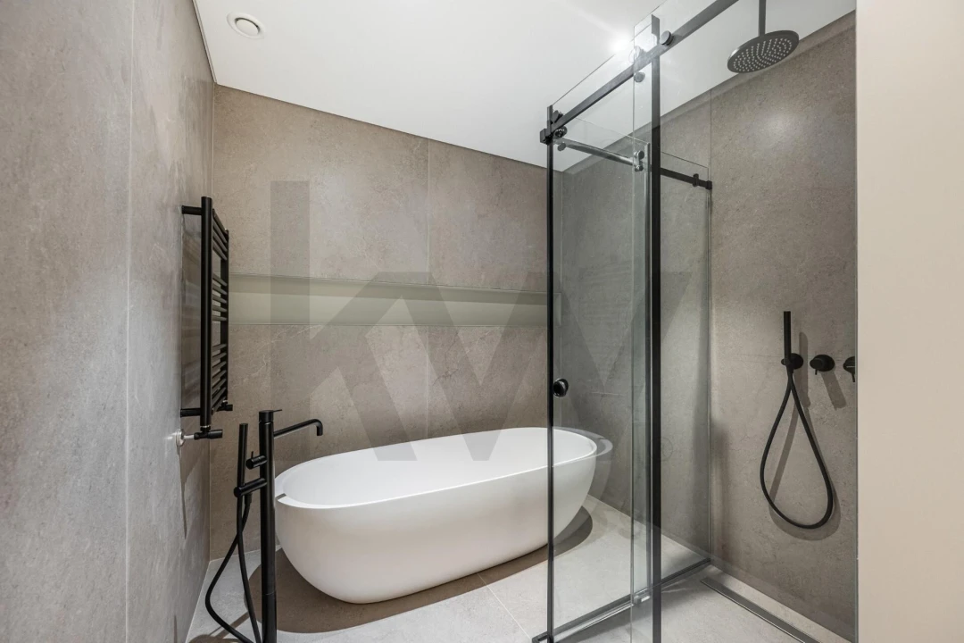 Moradia T4 para Venda em Matosinhos e Leça da Palmeira Foto 36