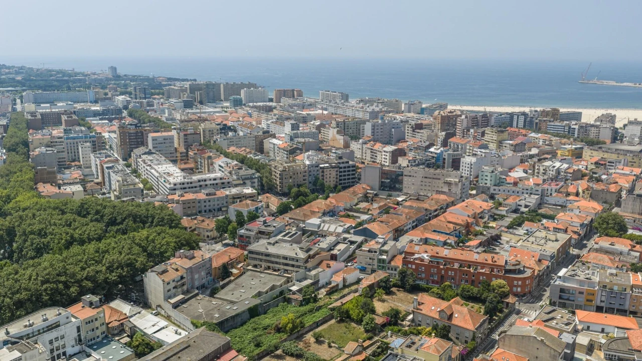 Moradia T4 para Venda em Matosinhos e Leça da Palmeira Foto 8