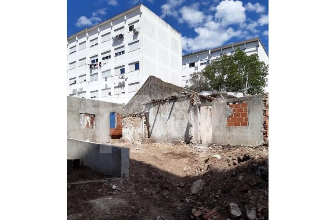 Moradia T3 para Venda em Agualva e Mira-Sintra Foto 7