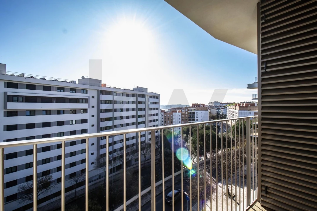 Apartamento T2 para Venda em Algés, Linda-A-Velha e Cruz Quebrada-Dafundo Foto 16