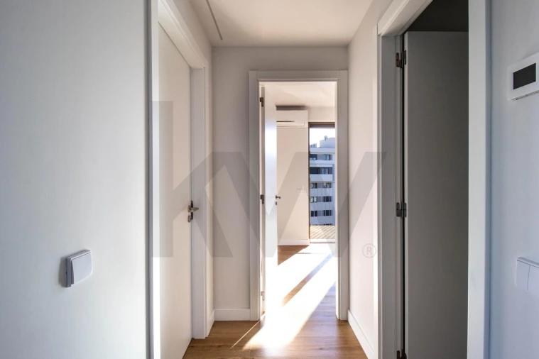 Apartamento T2 para Venda em Algés, Linda-A-Velha e Cruz Quebrada-Dafundo Foto 17