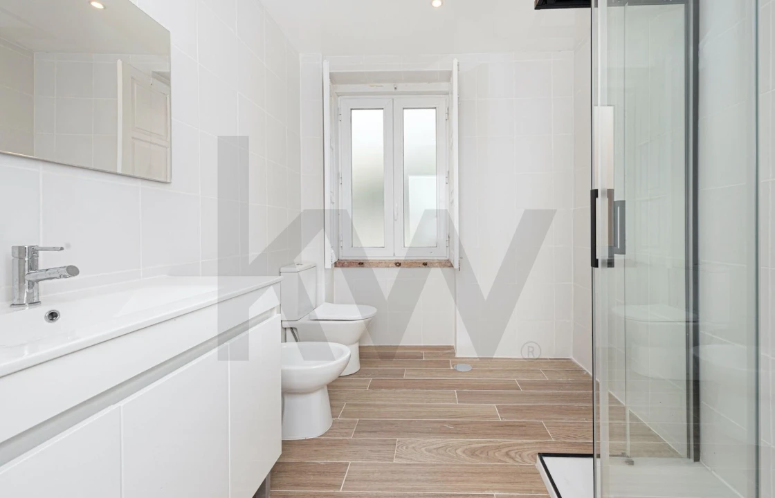 Apartamento T1 para Arrendamento em Algés, Linda-A-Velha e Cruz Quebrada-Dafundo Foto 12