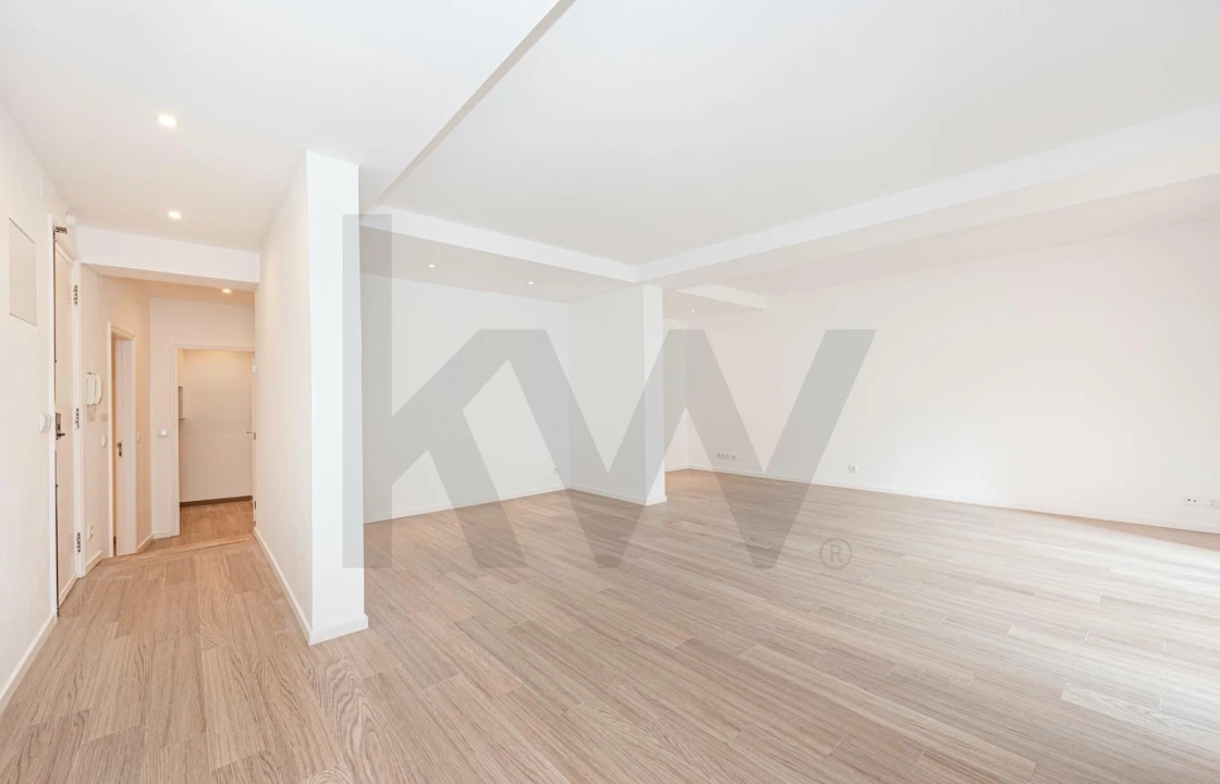 Apartamento T1 para Arrendamento em Algés, Linda-A-Velha e Cruz Quebrada-Dafundo Foto 4