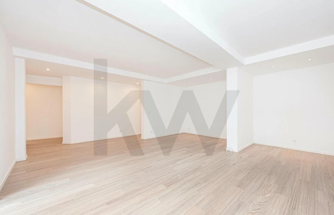 Apartamento T1 para Arrendamento em Algés, Linda-A-Velha e Cruz Quebrada-Dafundo Foto 5