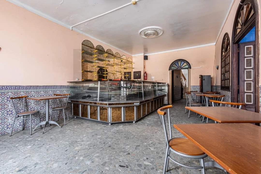 Negócio para Venda em Alcanhões Foto 3