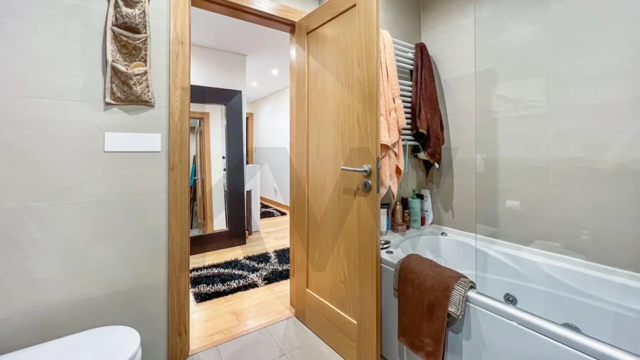 Apartamento T1 para Venda em Alfragide Foto 8