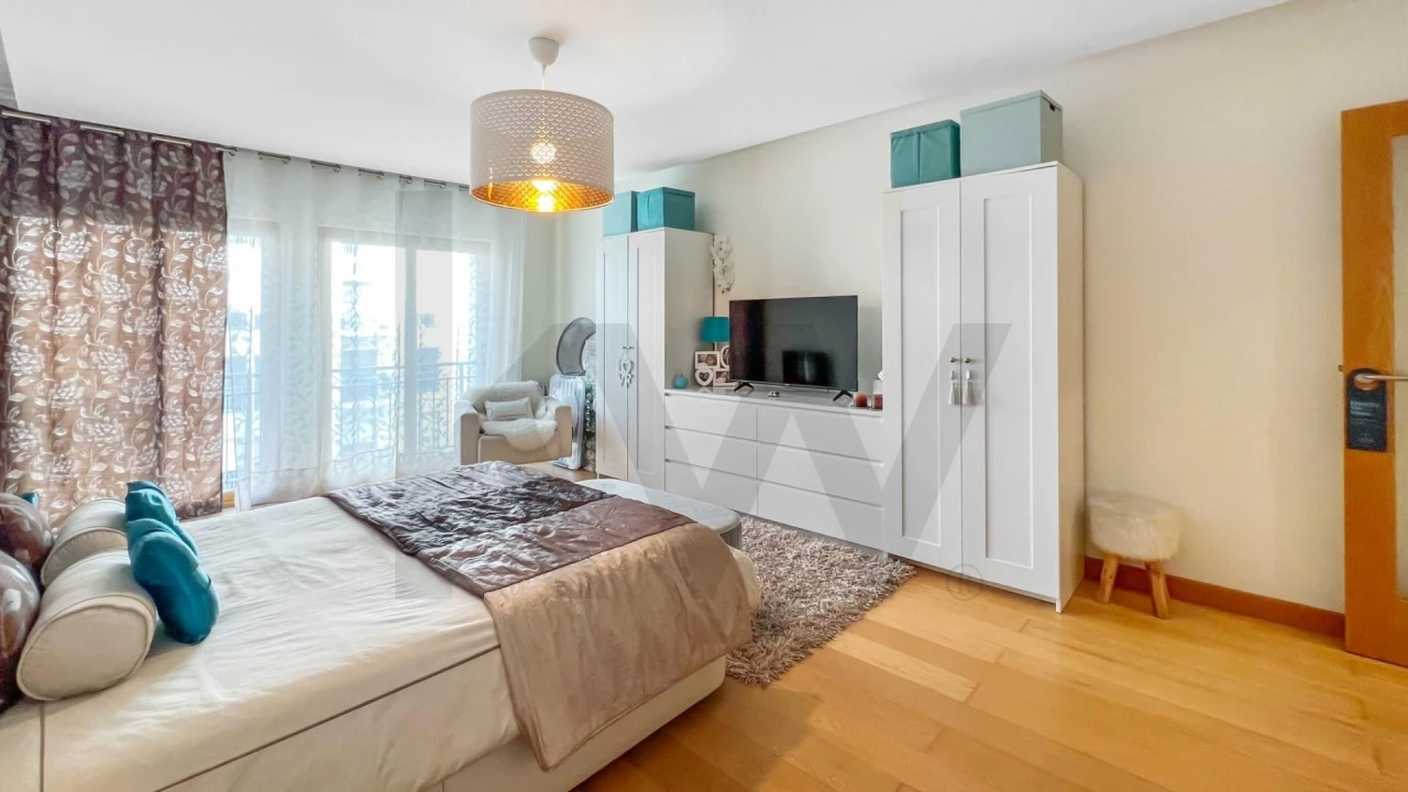 Apartamento T1 para Venda em Alfragide Foto 10