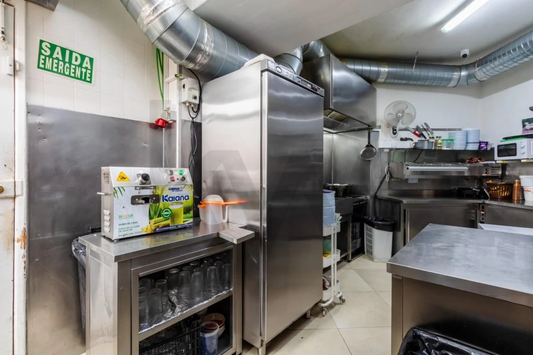 Loja para Trespasse em Areeiro Foto 34