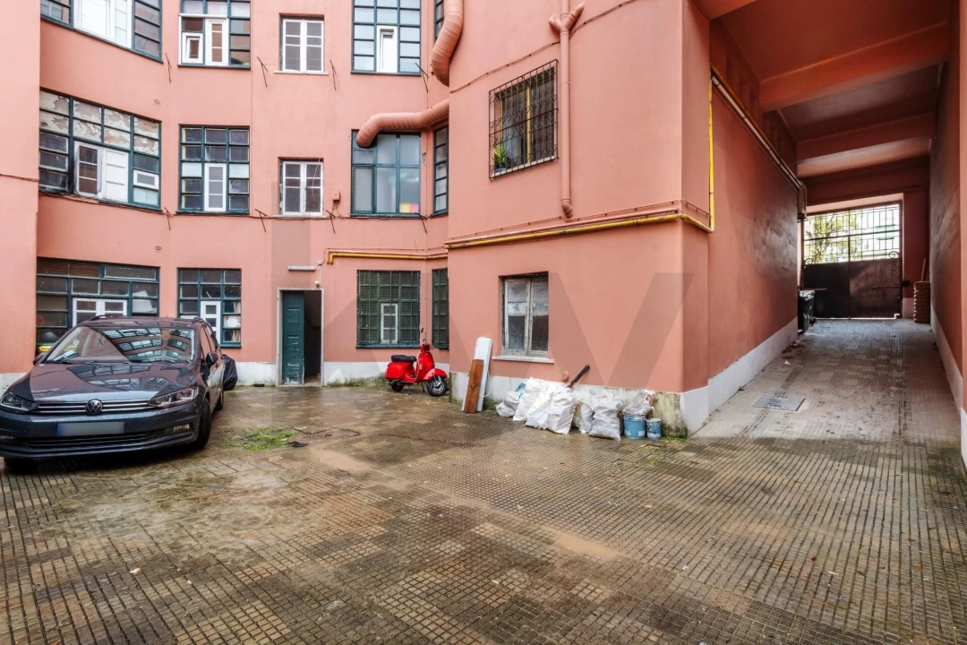 Loja para Trespasse em Areeiro Foto 46