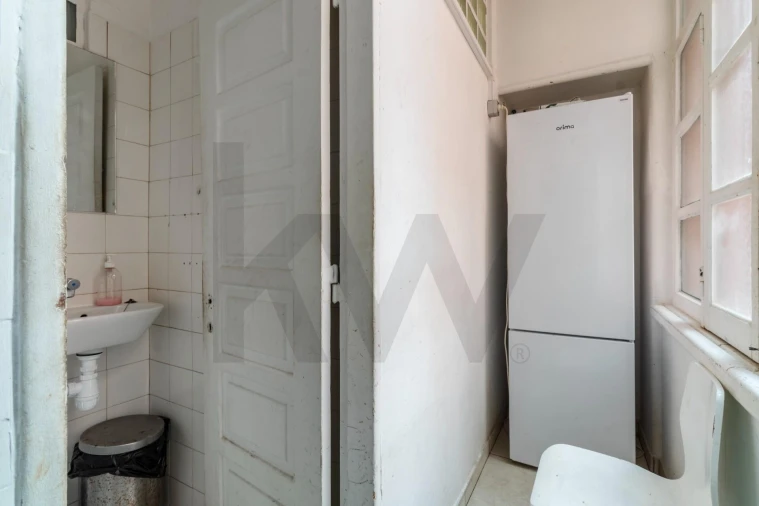 Loja para Trespasse em Areeiro Foto 36