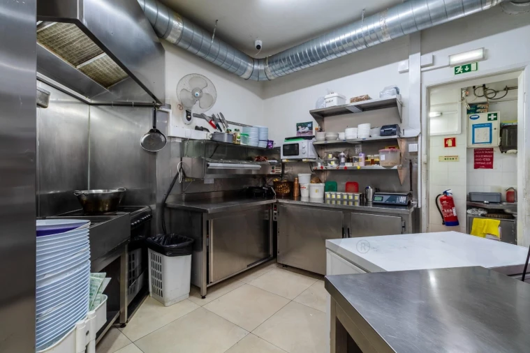 Loja para Trespasse em Areeiro Foto 35