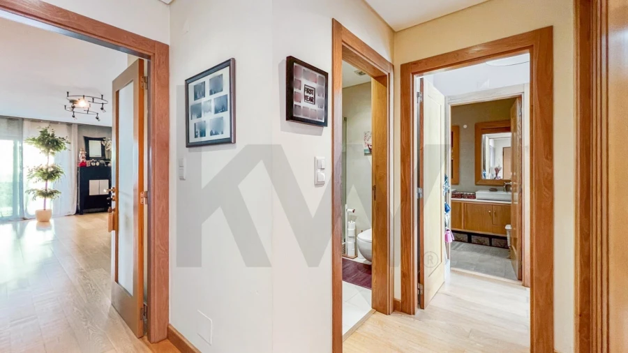 Apartamento T2 para Venda em Alfragide Foto 18