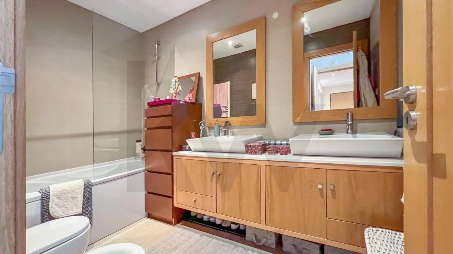 Apartamento T2 para Venda em Alfragide Foto 16