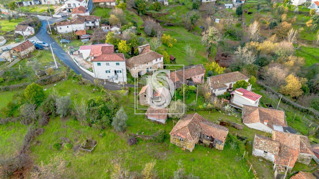 Moradia T2 para Venda em Paredes de Viadores e Manhuncelos Foto 29