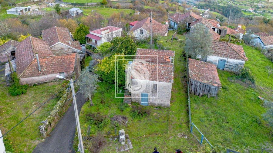 Moradia T2 para Venda em Paredes de Viadores e Manhuncelos Foto 28