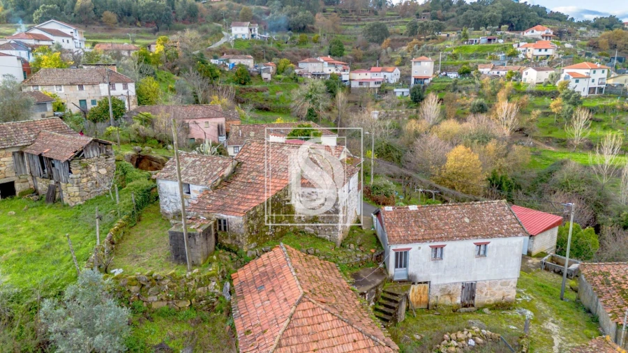 Moradia T2 para Venda em Paredes de Viadores e Manhuncelos Foto 32