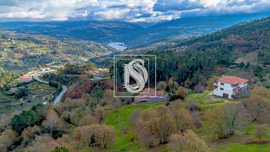 Moradia T2 para Venda em Paredes de Viadores e Manhuncelos Foto 35