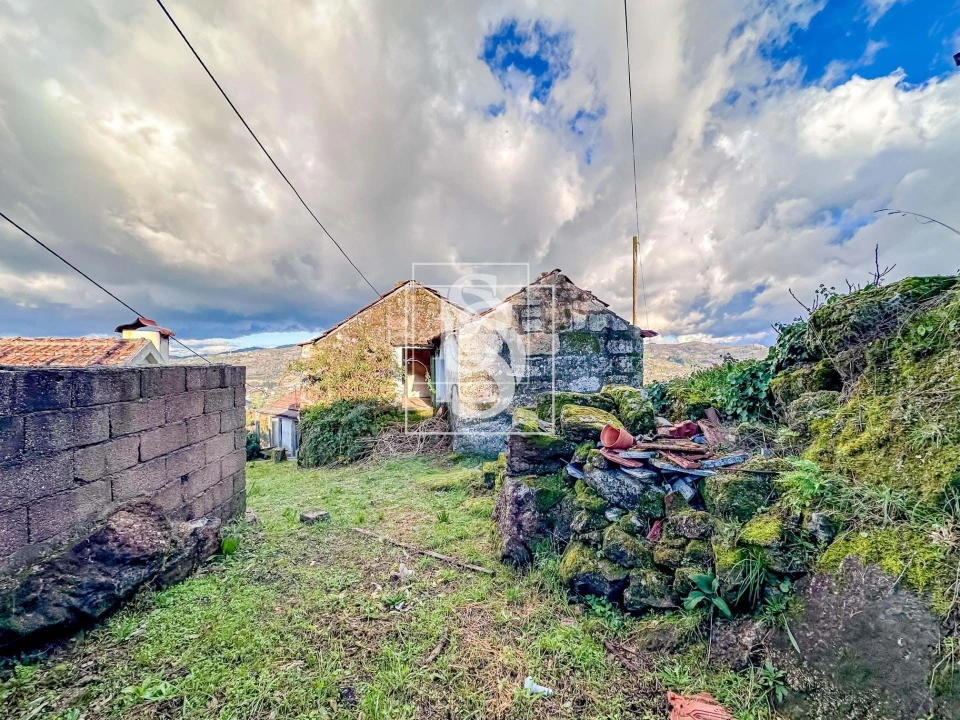 Moradia T2 para Venda em Paredes de Viadores e Manhuncelos Foto 21