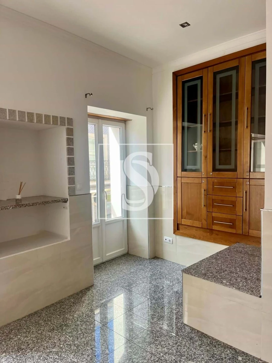 Apartamento T1 para Arrendamento em Buarcos Foto 6