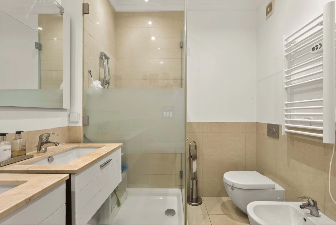 Moradia T4 para Venda em Quarteira Foto 28