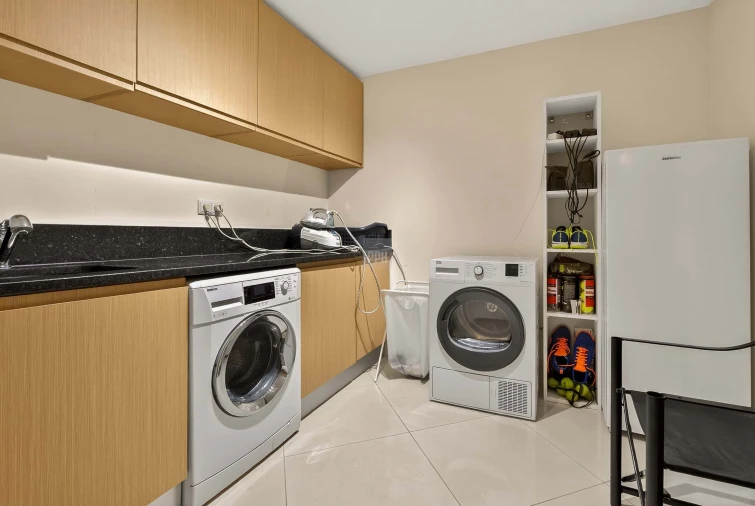 Moradia T4 para Venda em Quarteira Foto 33