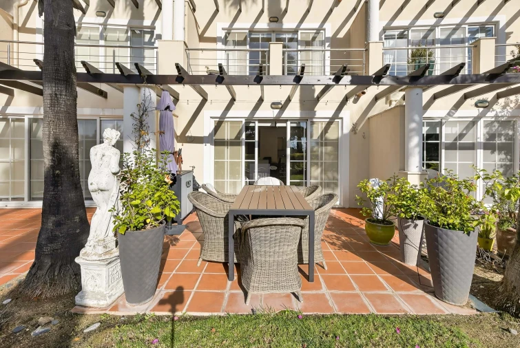 Moradia T4 para Venda em Quarteira Foto 40