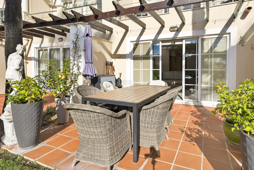 Moradia T4 para Venda em Quarteira Foto 41