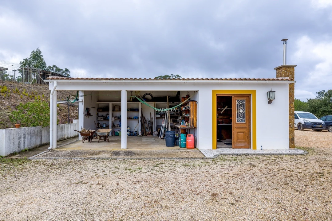 Moradia T2 para Venda em São Teotónio Foto 31