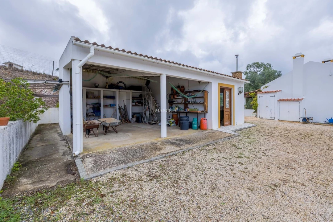 Moradia T2 para Venda em São Teotónio Foto 36