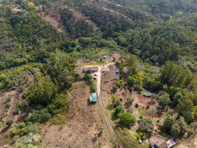 Moradia T2 para Venda em São Teotónio Foto 50