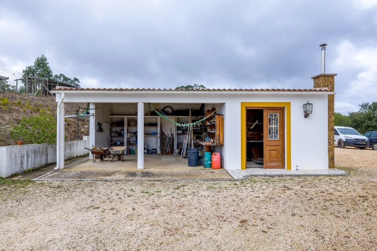 Moradia T2 para Venda em São Teotónio Foto 31