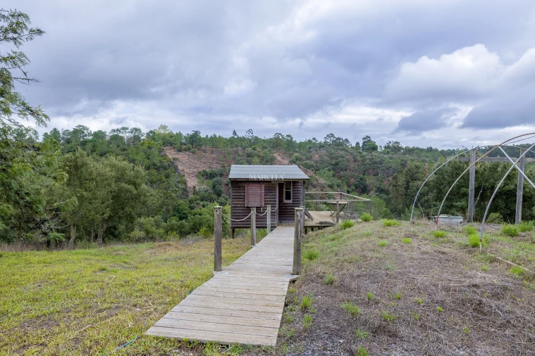 Moradia T2 para Venda em São Teotónio Foto 39