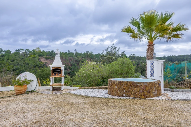 Moradia T2 para Venda em São Teotónio Foto 35