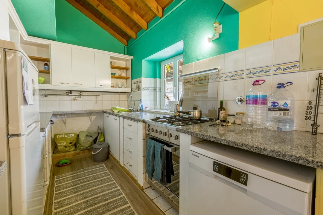 Moradia T2 para Venda em São Teotónio Foto 5