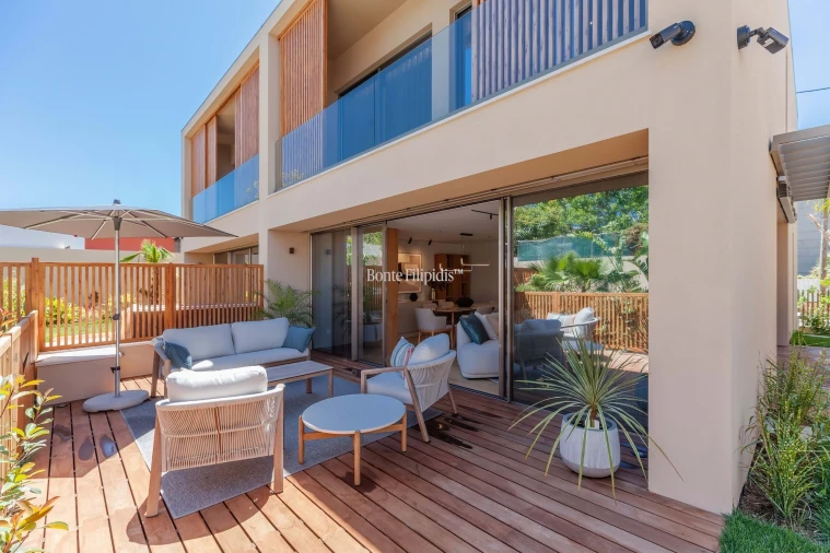 Moradia T4 para Venda em Carcavelos e Parede Foto 6