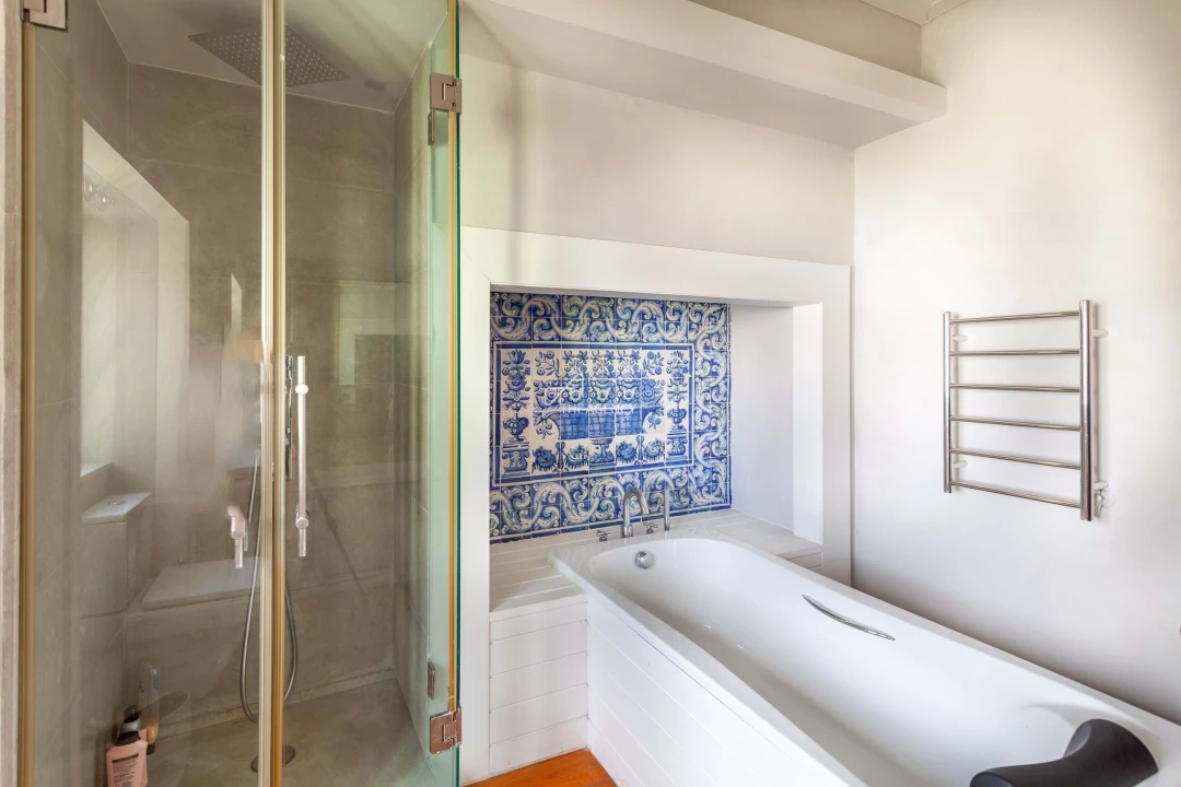 Moradia T4 para Venda em Santa Maria Maior Foto 29