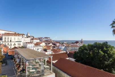 Moradia T4 para Venda em Santa Maria Maior