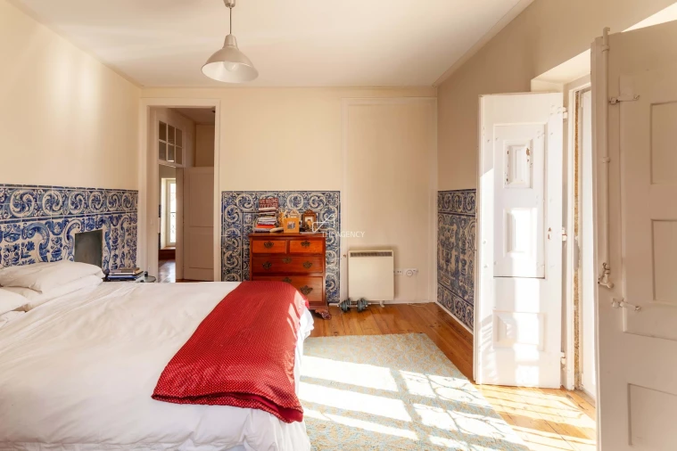 Moradia T4 para Venda em Santa Maria Maior Foto 31