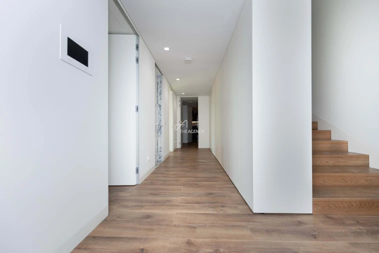 Moradia T5 para Venda em Colares Foto 7