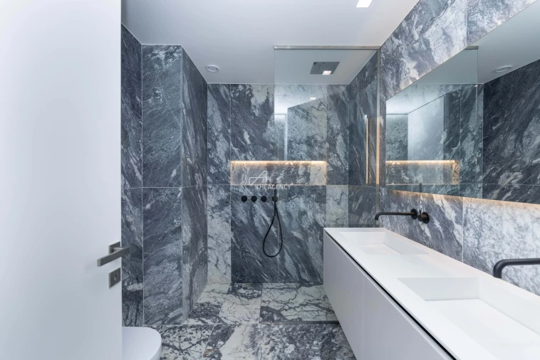 Moradia T5 para Venda em Colares Foto 26