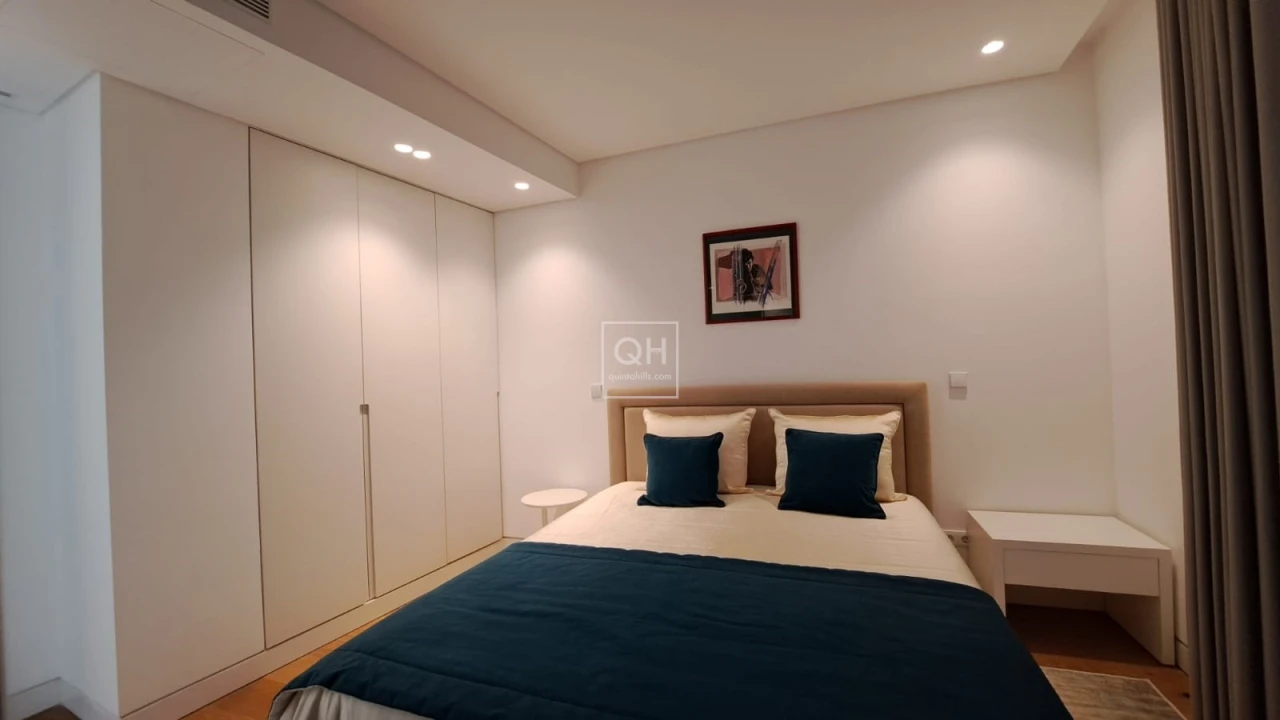Apartamento T2 para Venda em Quarteira Foto 13