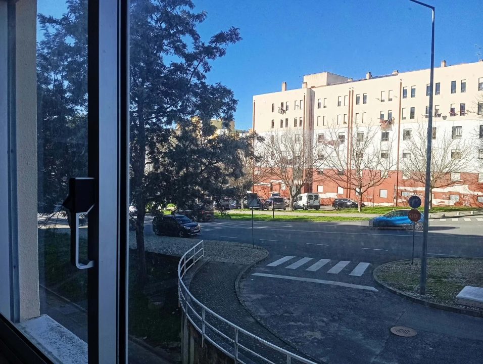 Apartamento T3 para Venda em Caparica e Trafaria Foto 14