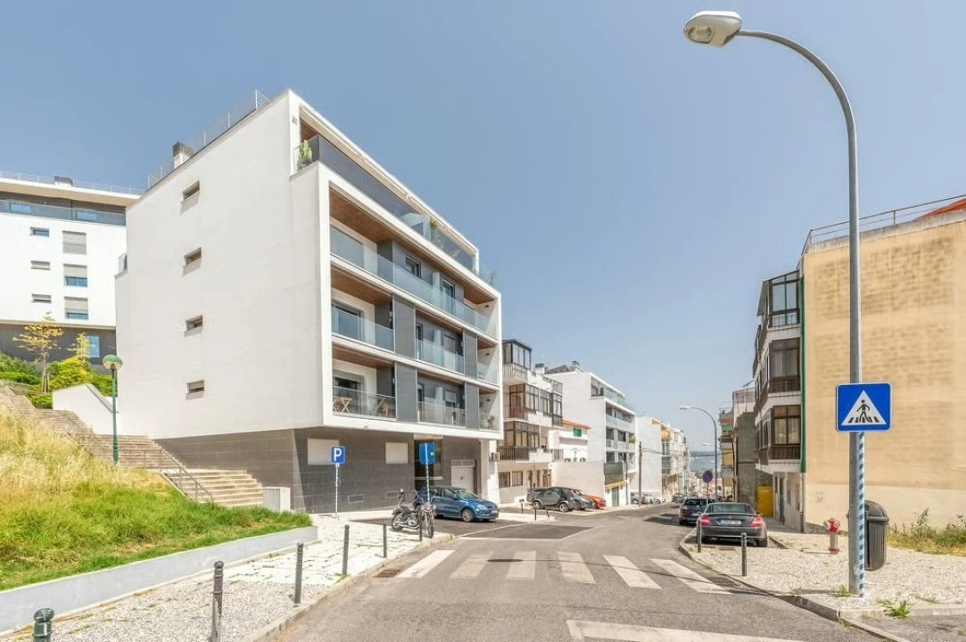 Apartamento T1 para Venda em Algés, Linda-A-Velha e Cruz Quebrada-Dafundo Foto 1