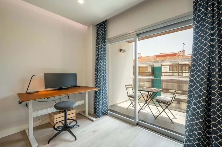 Apartamento T1 para Venda em Algés, Linda-A-Velha e Cruz Quebrada-Dafundo Foto 17