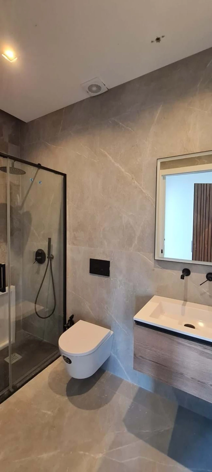 Apartamento T2 para Venda em Massamá e Monte Abraão Foto 14